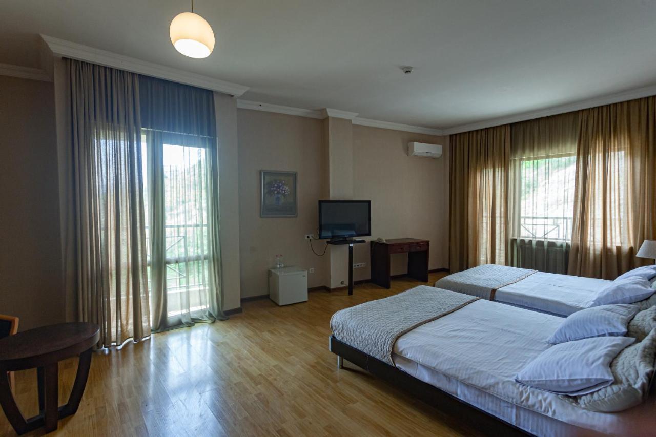 Hotel Beaumonde Garden Tbilisi Exterior photo