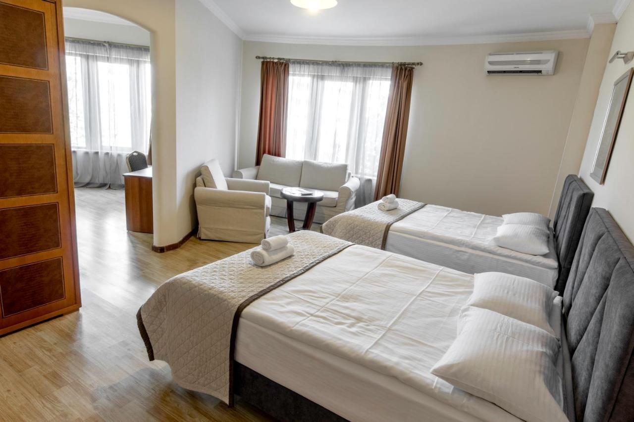 Hotel Beaumonde Garden Tbilisi Exterior photo