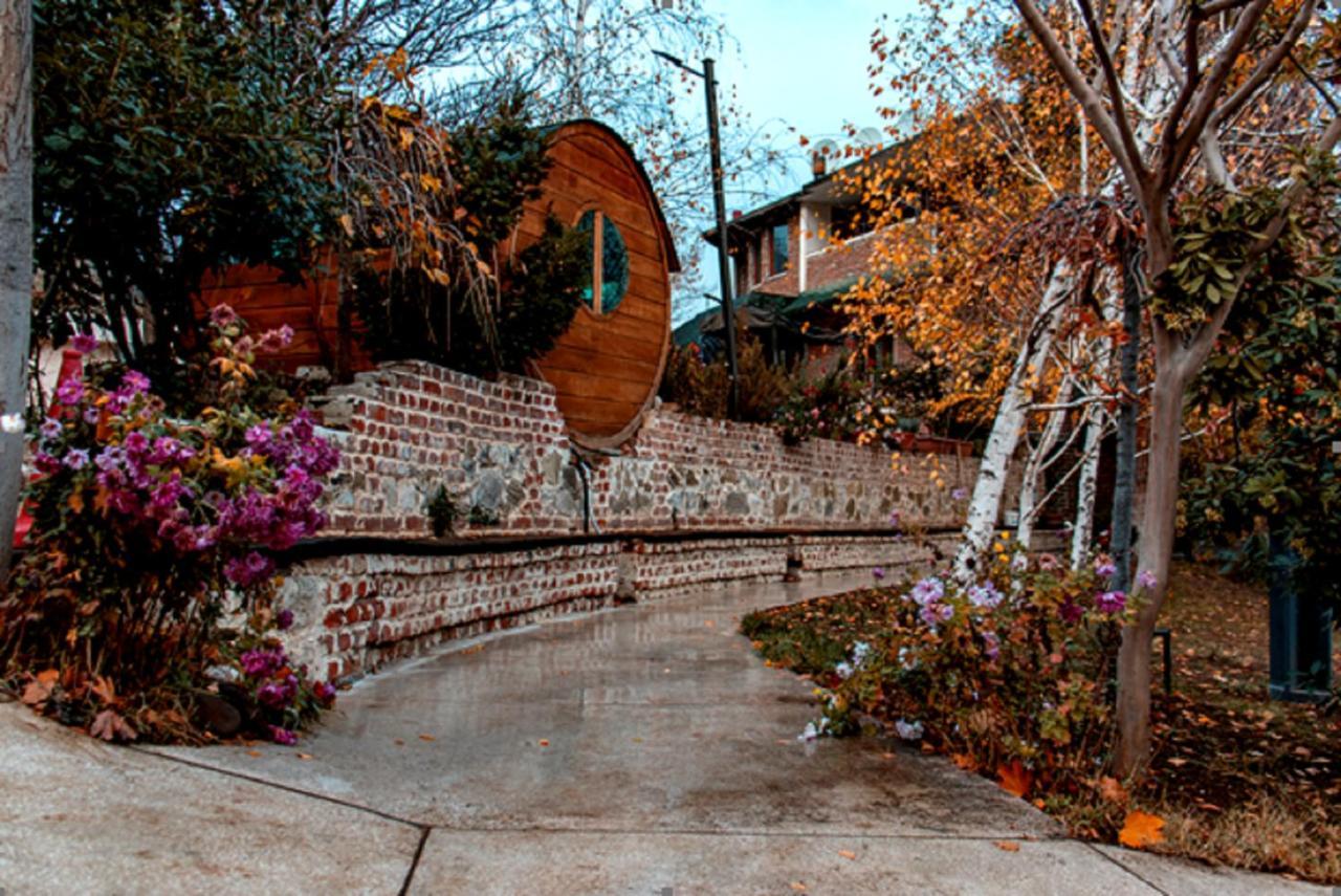 Hotel Beaumonde Garden Tbilisi Exterior photo
